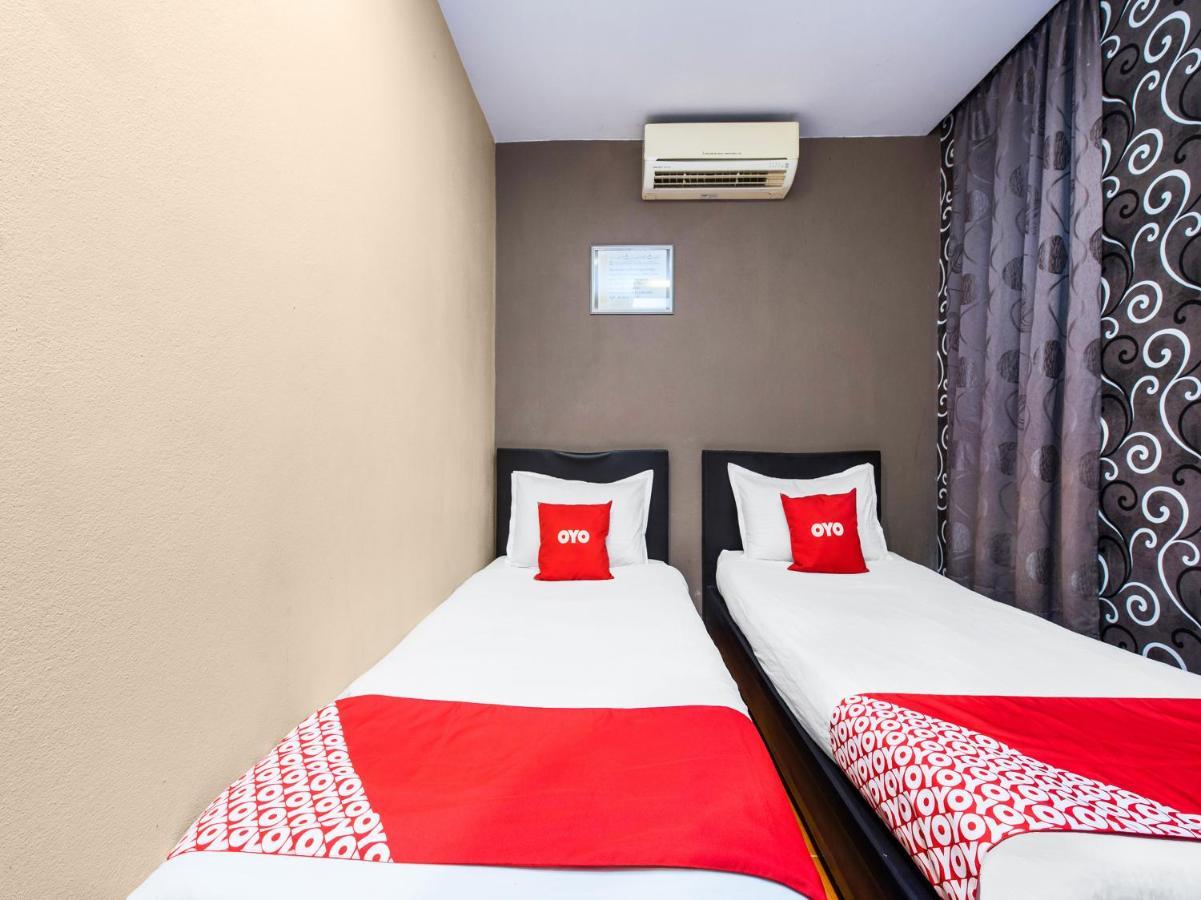 โอโย 44123 โฮเต็ล อัล-ซาอีฟ Hotel Kuala Kerai ภายนอก รูปภาพ